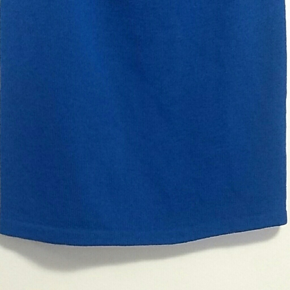 St. John Collection Sz 6 Pencil skirt - Picture 3 of 5